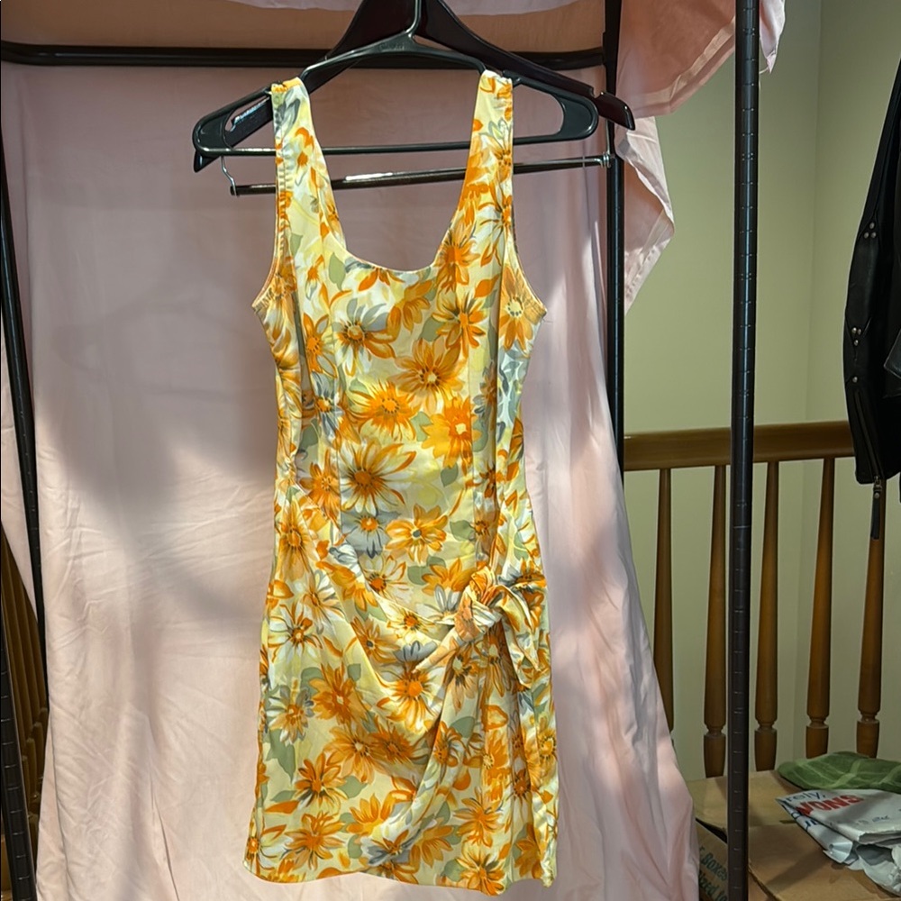 Vintage 90’s Floral Mini Dress